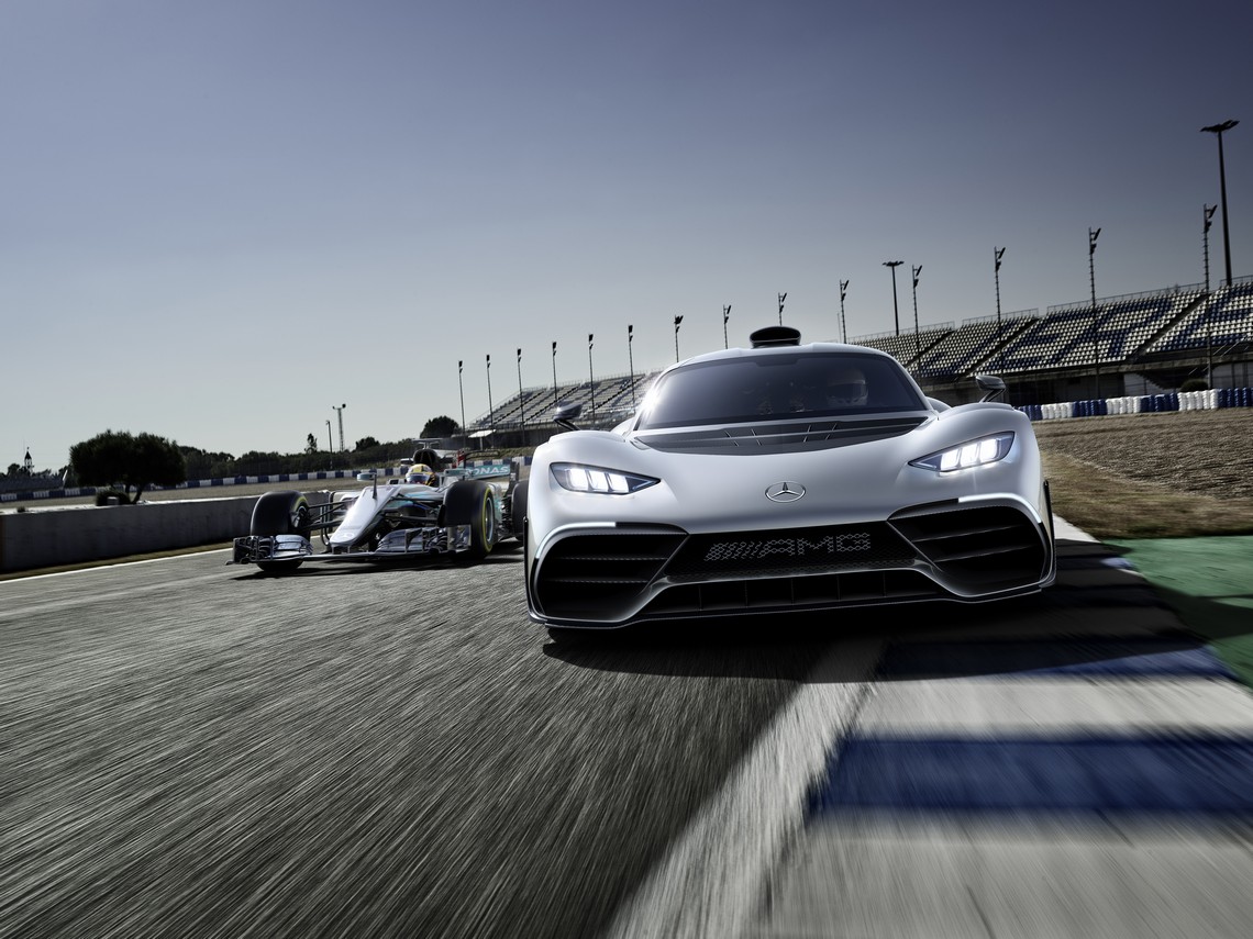 Mercedes AMG Project ONE con F1