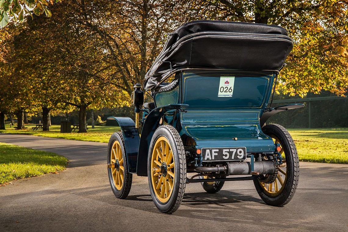 Fiat 3 cavalli e mezzo Dietro