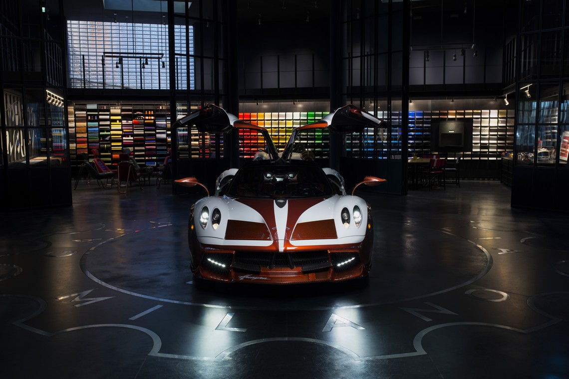 Pagani Huayra Lampo Davanti