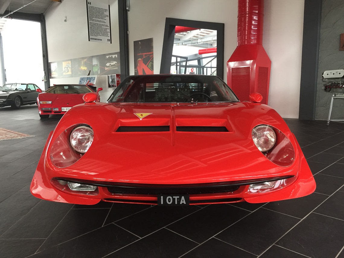 Lamborghini Miura Jota Davanti