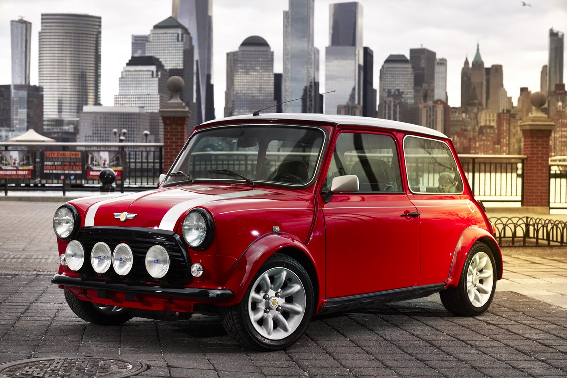 Mini Classica Elettrica Tre Quarti