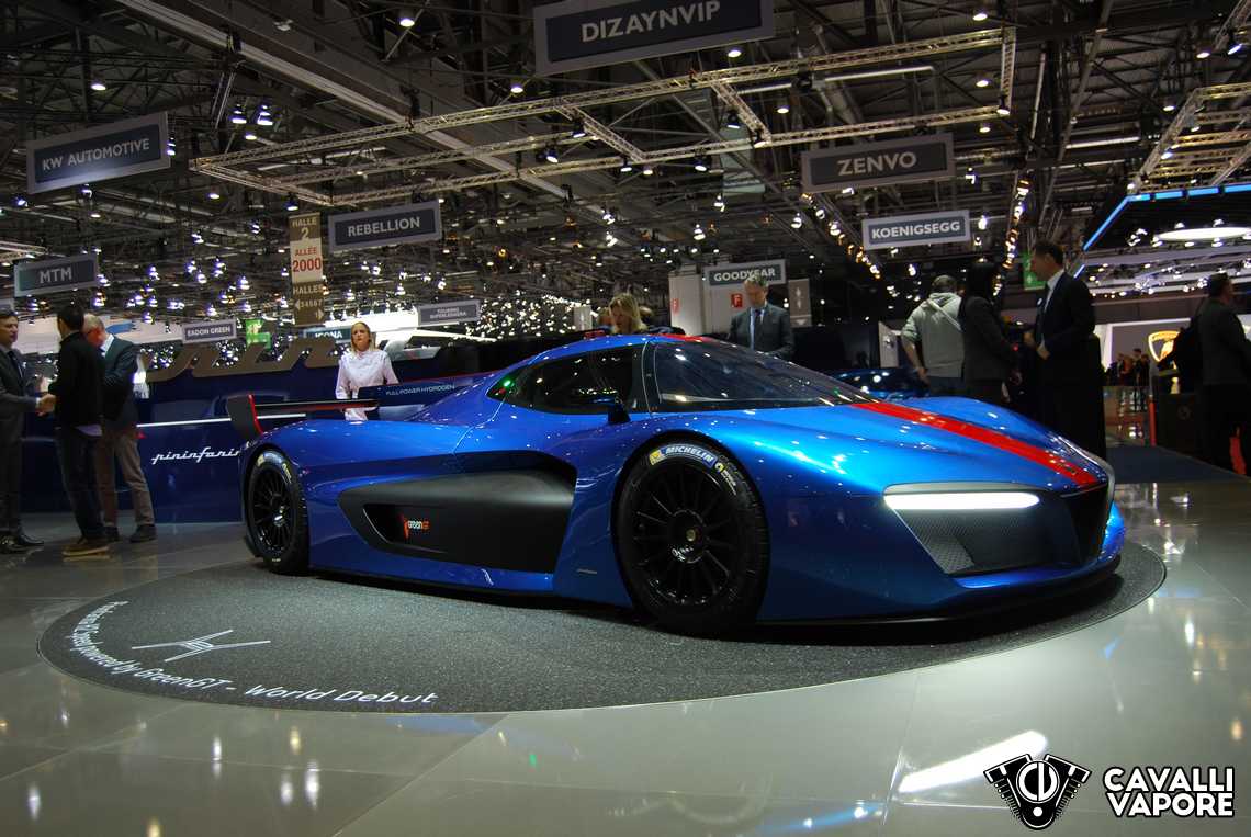 Pininfarina H2 Speed Tre Quarti