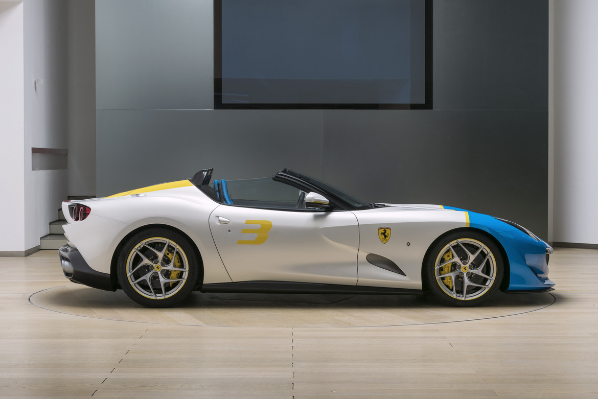 Ferrari SP3JC Lato