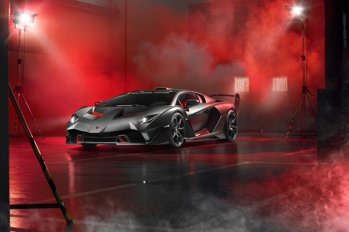 Lamborghini SC18 Alston Tre Quarti dal basso