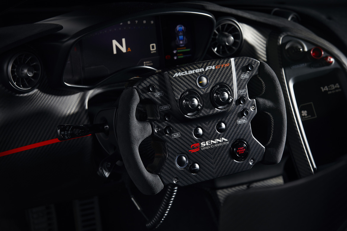 McLaren P1 GTR Ayrton Senna Volante