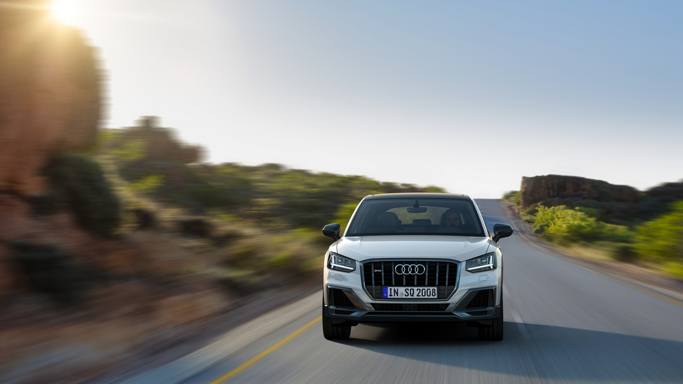 Audi QS2 Davanti