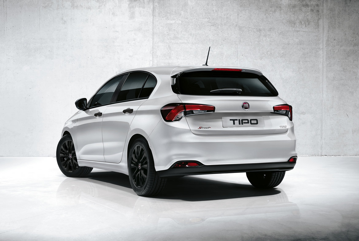 Fiat Tipo Street Tre Quarti Posteriore