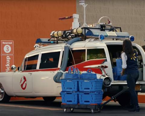 Ghostbuster car Walmart