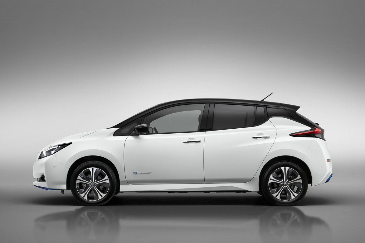 Nissan LEAF 3 Lato