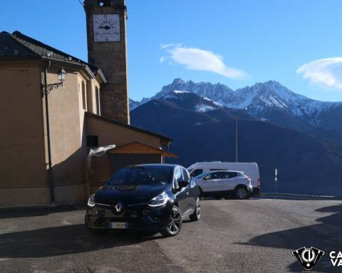 Renault Clio Moschino Montagna